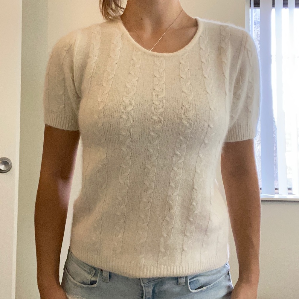 Lambs wool short sleeve sweater